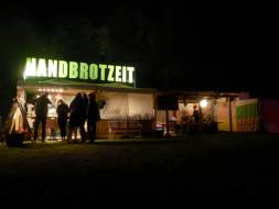 Handbrot-HerDamit-Festival